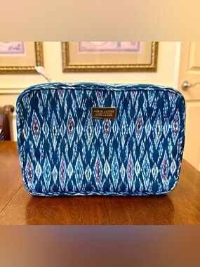 NWT Estée Lauder Blue Southwestern Ikat Cosmetic Bag with Gold Details